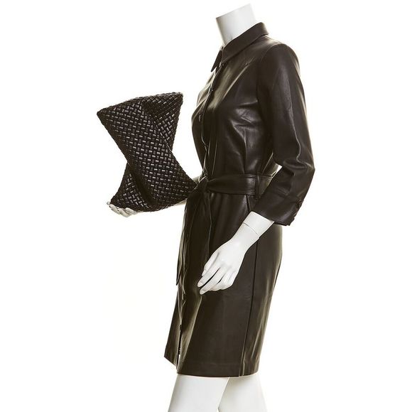 Bottega Veneta The Crisscross Intrecciato Leather Pouch, Black - Picture 3 of 3